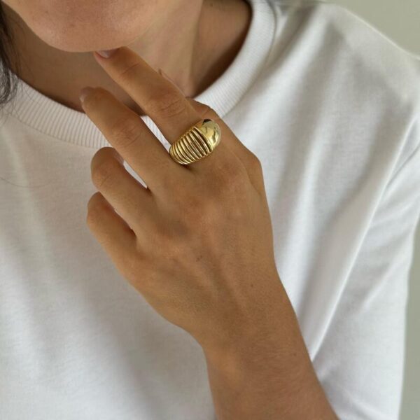 Anel dois lados dourado - Imagem 3
