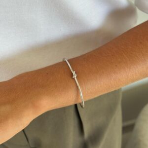 Bracelete prata nó