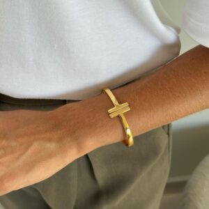 Bracelete tiffany grossa dourado