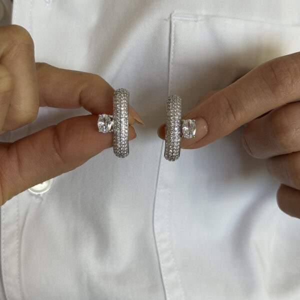 Ear hook prata cravejado - Imagem 2